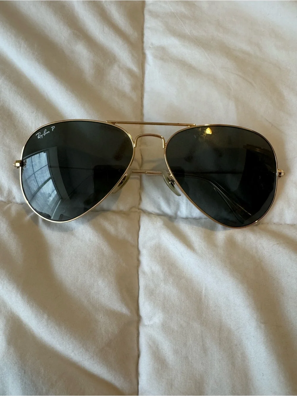 Ray-Ban Aviator Sunglasses Gold Frame with Black Lenses
